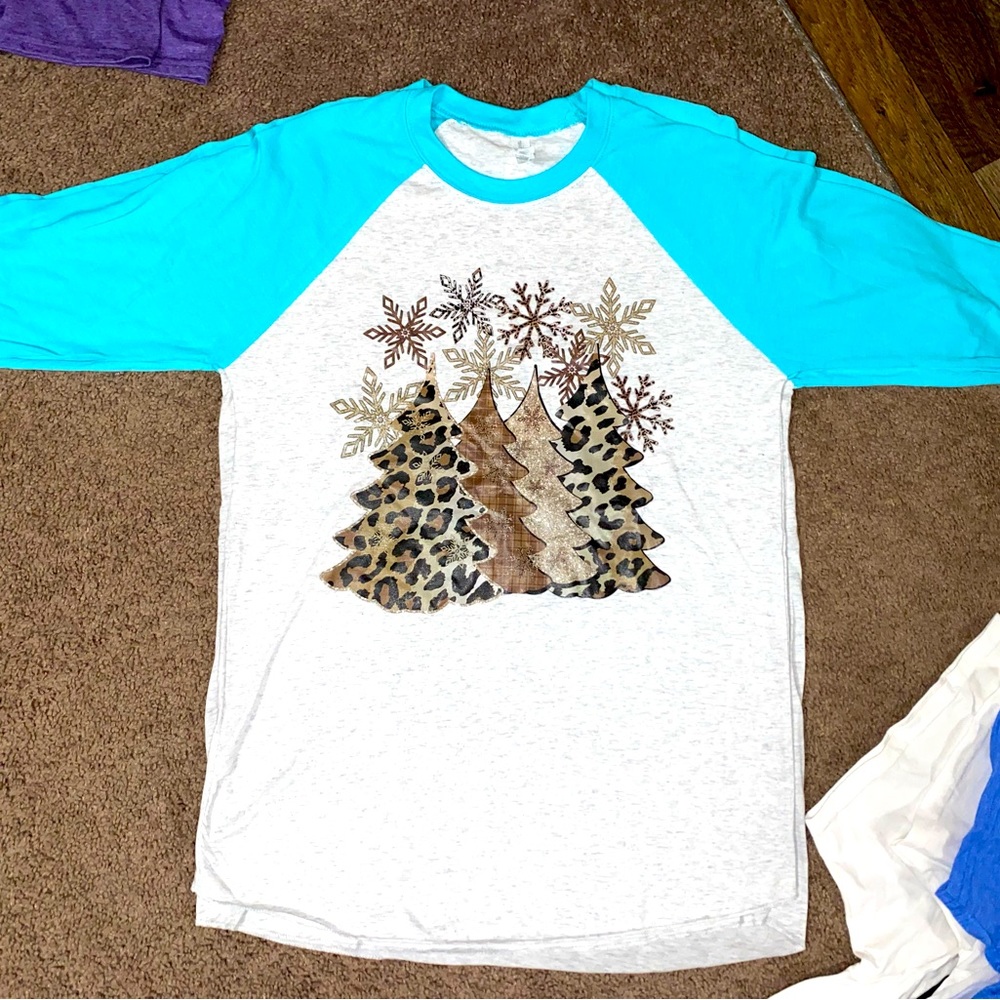 🆕Next Level Apparel - Baseball 3/4 Sleeve - Christmas Tee